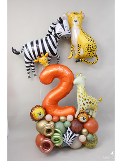 Стойка папайя в стиле сафари и фигурками животных