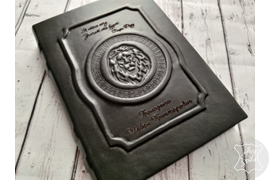 Тиснение логотипов, гербов и эмблем на коже