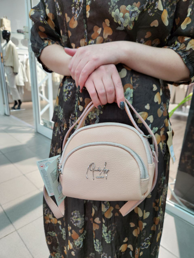 Розовая кожаная барсетка Италия для женщин