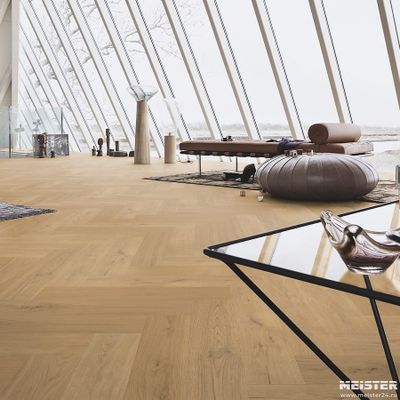 Паркетная доска Meister Дуб Классик Чистый 8928 HS500L