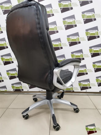 Кресло M-704 Ройс/Royce silver PL S-0401 (черный) UTFC