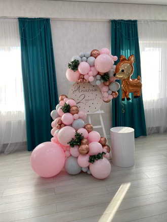 ФОТОЗОНА ИЗ ШАРОВ "МОЛЬБЕРТ ДЛЯ МАЛЫШКИ"