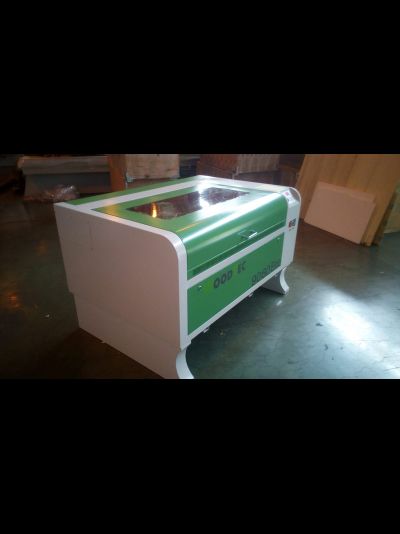 Лазерно-гравировальный станок с ЧПУ WoodTec WL 9060 M2 100W ECO