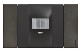 Bticino Living Now датчик движения с переключателем. Рамка металл "Космос".  