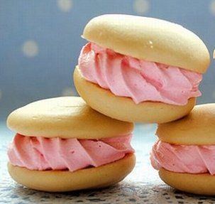 Печенье сэндвич с малиновым зефиром