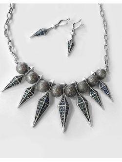 (АРТИКУЛ: 7466/53) КОМПЛЕКТ ЖЕНСКИЙ (КОЛЬЕ + СЕРЬГИ ), МЕТАЛЛ ЦВЕТ "СЕРЕБРО", ГОЛУБЫЕ СТРАЗЫ, СЕРЫЕ БУСИНЫ