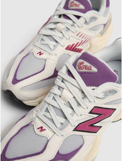 New Balance 9060 Magenta