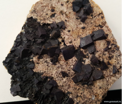 Флюорит на породе. №1 93*78*28мм