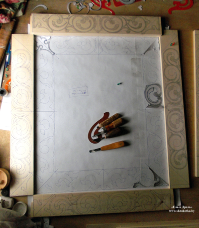 Шаблон для резной рамы из дерева