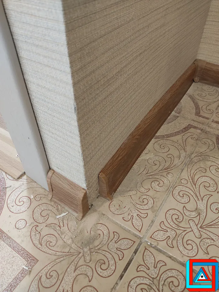 Фото 5 - Организация "парковки" из плинтуса для ведомой створки