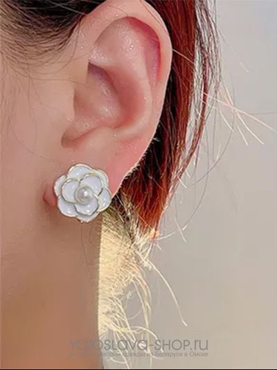 Клипсы в форме жемчужной розы