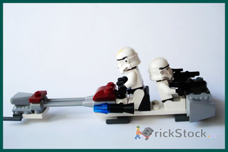 # 7655 Боевой Комплект Солдат–Клонов (Боевой Комплект 2007) / Clone Troopers Battle Pack 2007