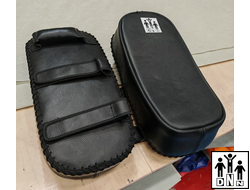 Макивара на руку вогнутая красная кожа