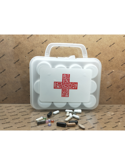 Аптечка с баночками