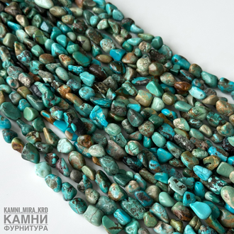 Хризоколла яркая галтовка 7-12,4х5,6-8 мм, цена за нить 19 см