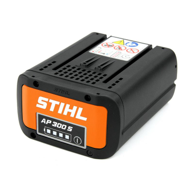 Stihl AP 300 S