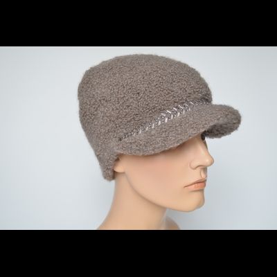 Кепка жокейка Vizio 1437 VU ореховая