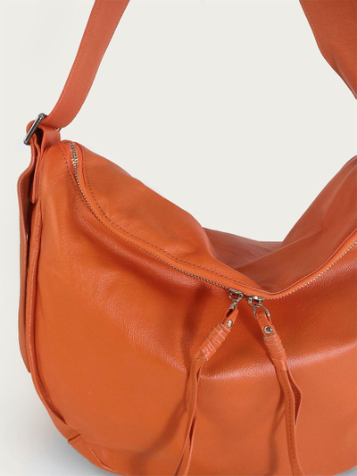 (АРТИКУЛ: 10071/1) СУМКА БОЛЬШАЯ, НАТУРАЛЬНАЯ КОЖА, ЯРКО-ОРАНЖЕВАЯ, ШИРОКИЙ РЕМЕНЬ ЧЕРЕЗ ПЛЕЧО