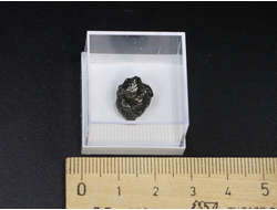 Метеорит "Сихотэ-Алинь", в пластиковом боксе, Россия, Приморский край (14*9*6 мм, 2,3 г) №23459