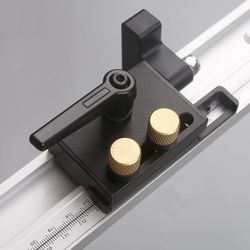 Ограничитель для ДЛЯ T-TRACK НАПРАВЛЯЮЩЕЙ С ПАЗОМ-линейкой (правая малая лапка)