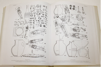 Арсеньева Т.М., Безуглов С.И., Толочко И.В. Некрополь Танаиса (раскопки 1981-1995 гг.). М.: Палеограф. 2001г.