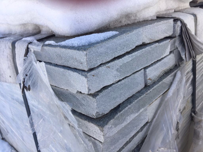 Пиленный плитняк кварцит