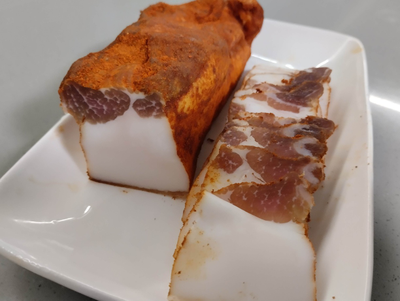 Сало с красным перцем и копченой паприкой | ферма СытникЪ