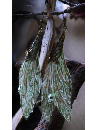 Серьги-крылья "Ветер Мглистой Гавани" из шёлка с кристаллами