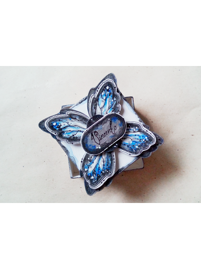 Подарочная коробочка для серёжек в стиле украшения