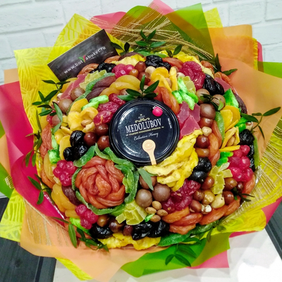 Букет из сухофруктов с мёдом Карнавал