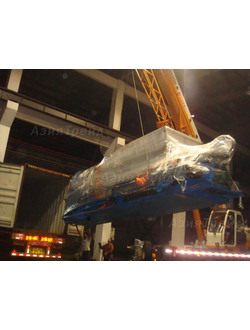 Погрузка машины ЛПВД в контейнер