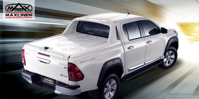 Крышка Maxcover with Stylish Bar на Toyota Hilux