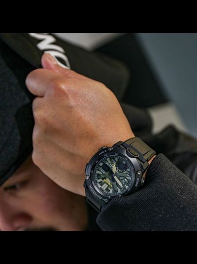 Часы Casio G-Shock GA-2000SU-1A