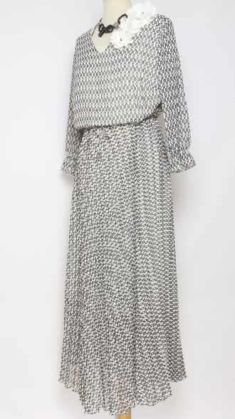 ПЛАТЬЕ ШИФОНОВОЕ "ГОФРЕ"белое  р.48-54