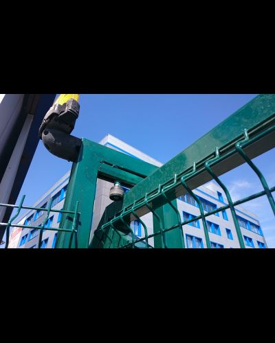 Оцинкованные откатные 3D ворота из сварных прутьев