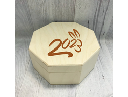 Шкатулка с гравировкой год Кролика №6