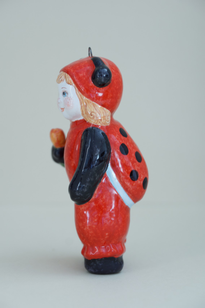 Малышка-божья коровка-маскарад