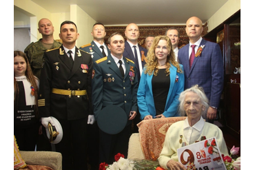 Парад у дома - Форощук