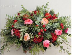 Композиция из искусственных цветов и еловых веток - Новогодний Каприз № НГ005 - купить украшение