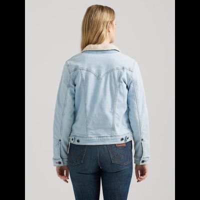 Куртка Wrangler® Retro® Women's  Sherpa Lined Western Denim Jacket