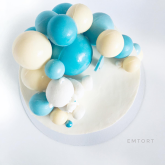 Декор шары и фигурка