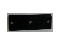 nozh-ch7648-na-barabane