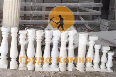 Балясины каменные (от малых до больших)