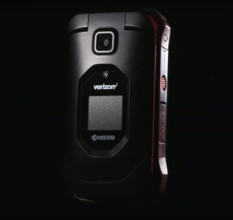 Kyocera DuraXV Extreme - кнопочный защищённый телефон