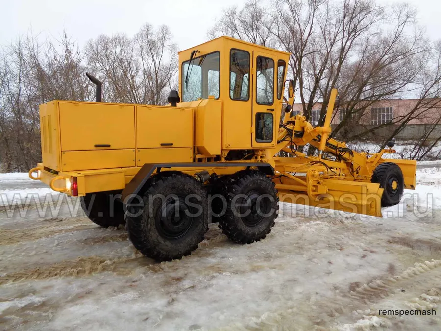 Автогрейдер ДЗ-122 после полного капремонта