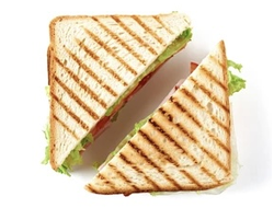 сэндвич с красной рыбой