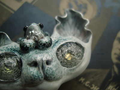 "Сомнус, Гипнотический Кот" необычная брошь по мотивам творчества Тима Бёртона