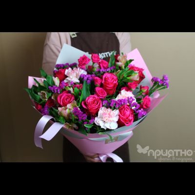 Букет цветов на 8 марта № 718