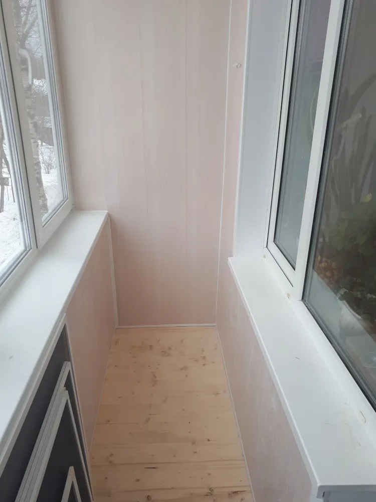 внутренняя отделка балкона пластиковыми панелями