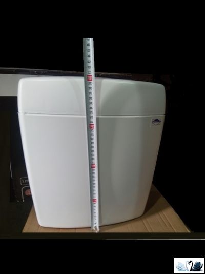 Бачок пластиковый Mega 3022 навесной (кнопка, цепочка, трубы) для унитаза или чаши Генуя. Арматура универсальная